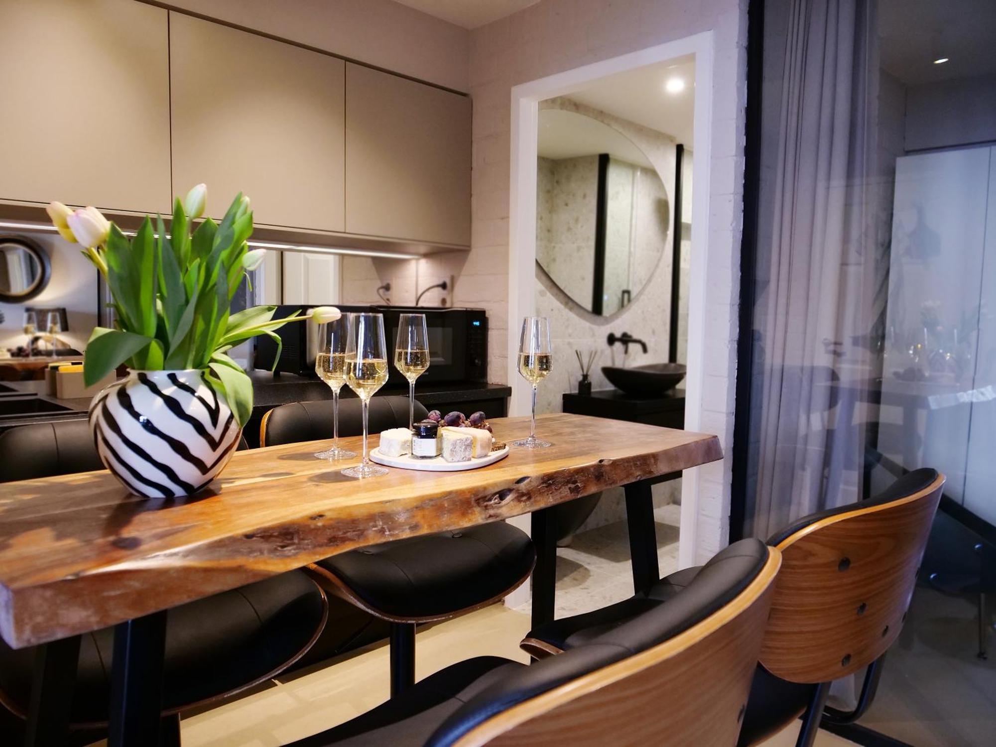 Canal 4p Apartment